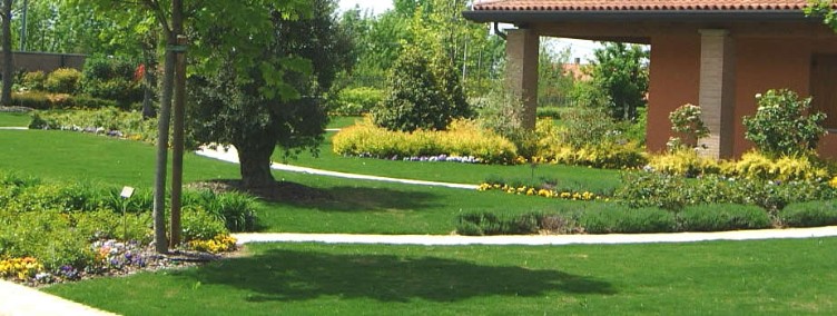 Progettazione e realizzazione parchi e giardini arte nel giardinaggio Sistemazione giardini privati